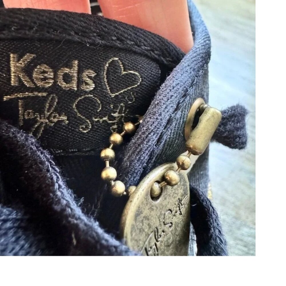 Taylor Swift x Keds - Picture 4 of 7